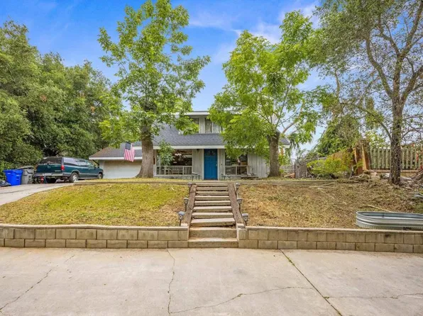 712 Convertible Ln, Fallbrook, CA 92028