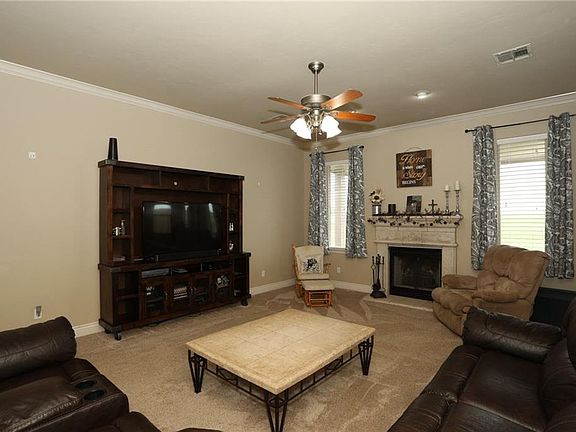 3rd image of 6305 Abby Ln