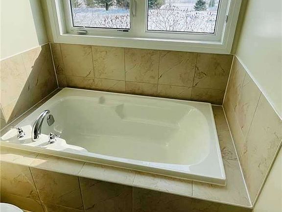 3rd image of 4153 Cherry Heights Blvd