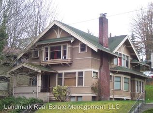 906 N Garden St, Bellingham, WA 98225
