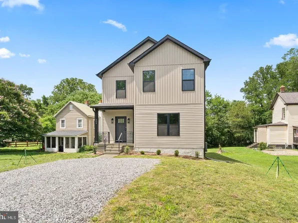 203 Jett Dr, Fredericksburg, VA 22405
