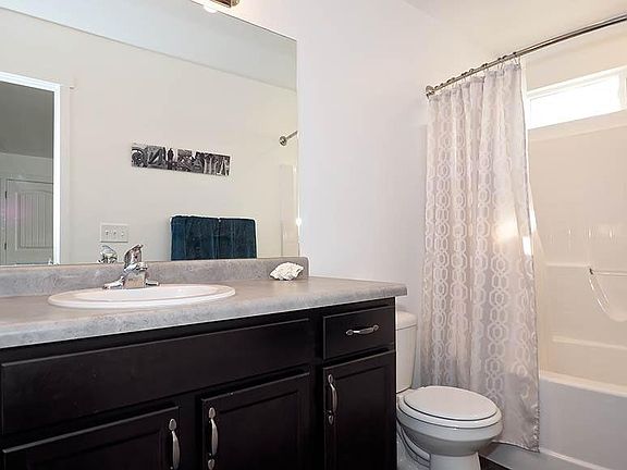 5th image of 15146 S Gallant Dr W