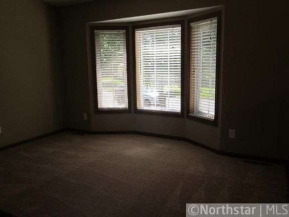 4th image of 5377 Upper 183rd St W