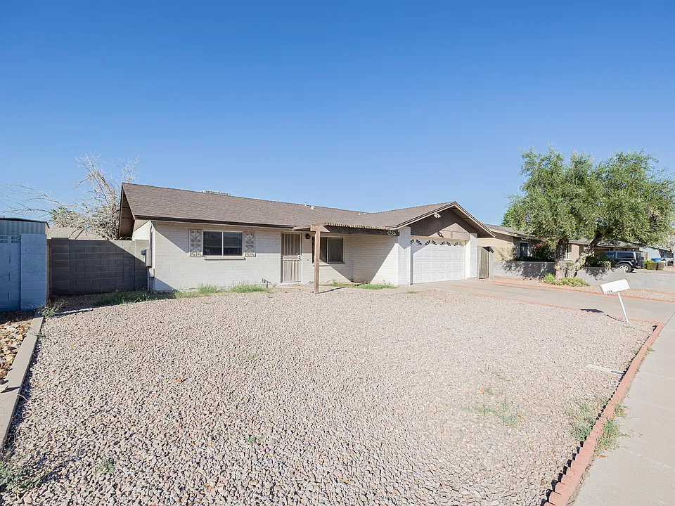 1234 W Palomino Dr