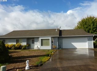 219 Eagle Ct, Sutherlin, OR 97479