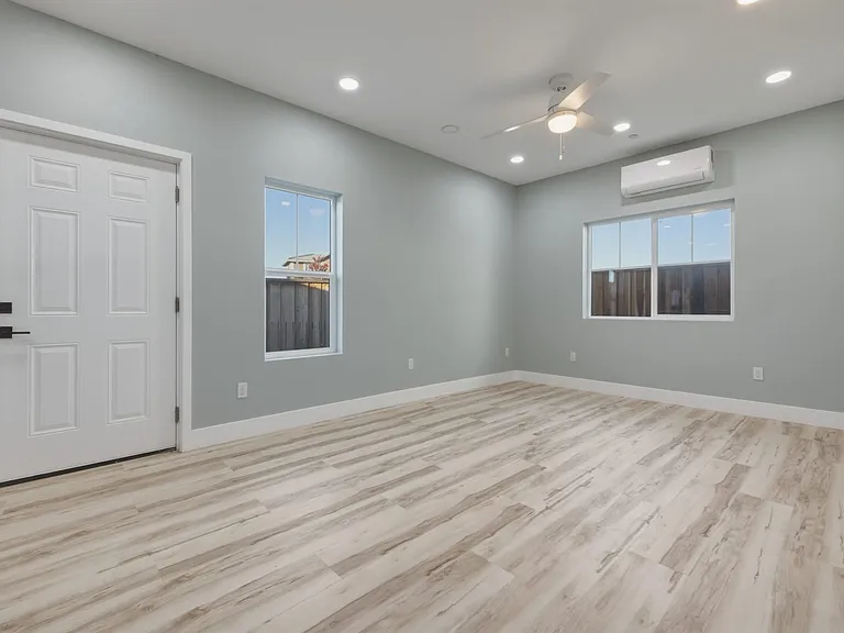 3472 Singh Ln — Photo 6