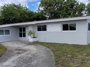 981 NW 180th Ter, Miami Gardens, FL 33169