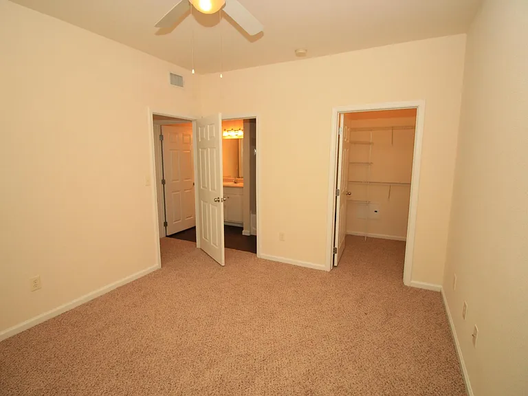 Oxford at Tech Ridge — Photo 18