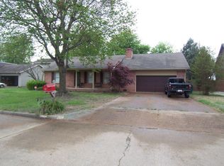 1105 Golf Links Dr, Blytheville, AR 72315