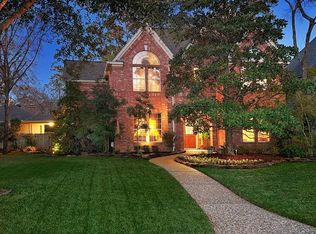 26 Swallow Tail Ct, The Woodlands, TX 77381