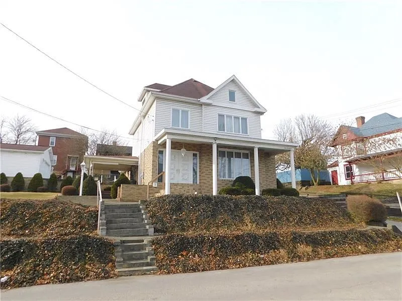 117 Lookout Ave photo 1