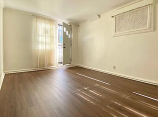 2581 41st St APT 1, Astoria, NY 11103