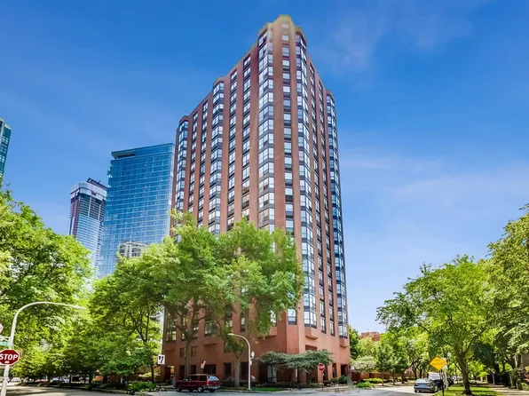 899 S Plymouth Ct APT 204, Chicago, IL 60605