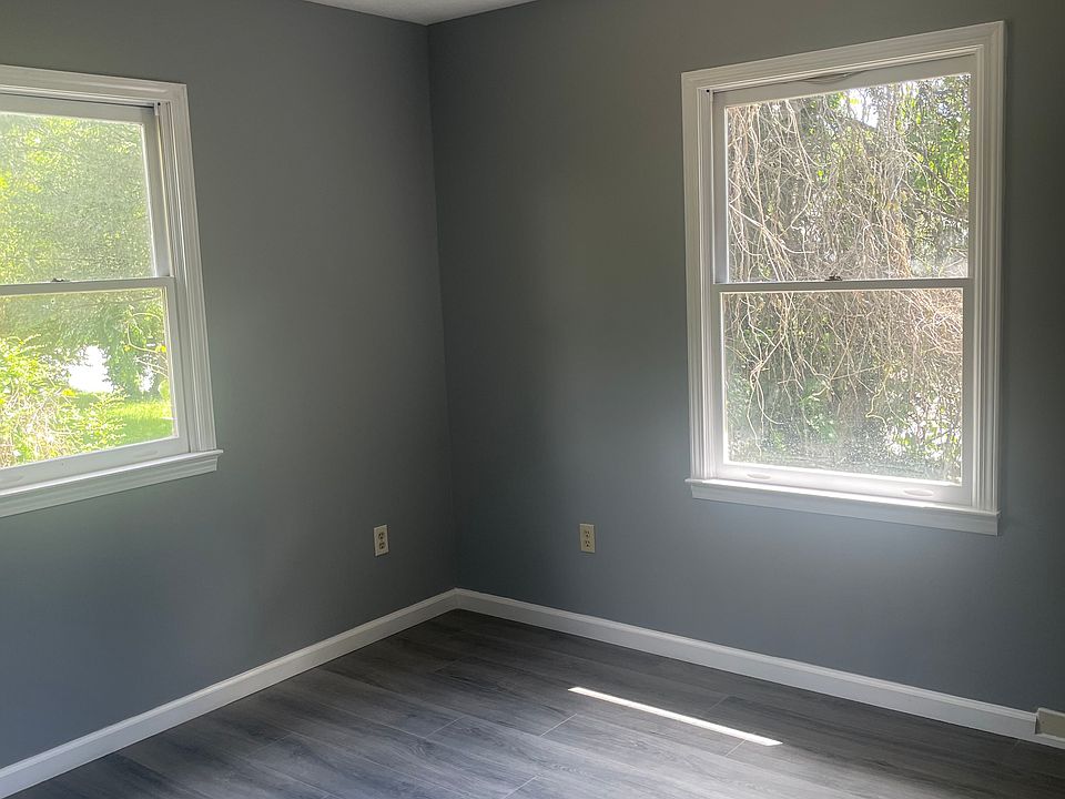 1st image of 113 S Justice St