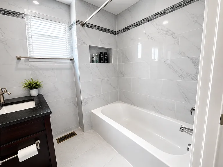 3345 S Bell Ave #1 — Photo 1