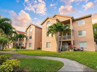 10421 SW 157th Pl APT 206, Miami, FL 33196