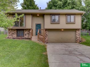 13013 Laurel Ave, Omaha, NE 68164