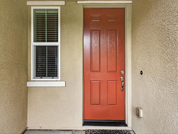 4th image of 102 Cezanne Ln