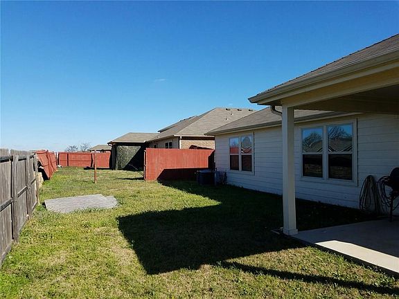 3rd image of 14725 Cedar Creek Way