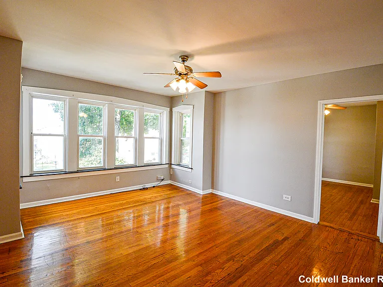3945 W Schubert Ave #1E — Photo 3