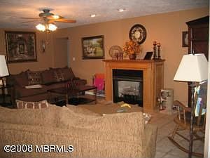 5th image of 4087 Mallard Dr