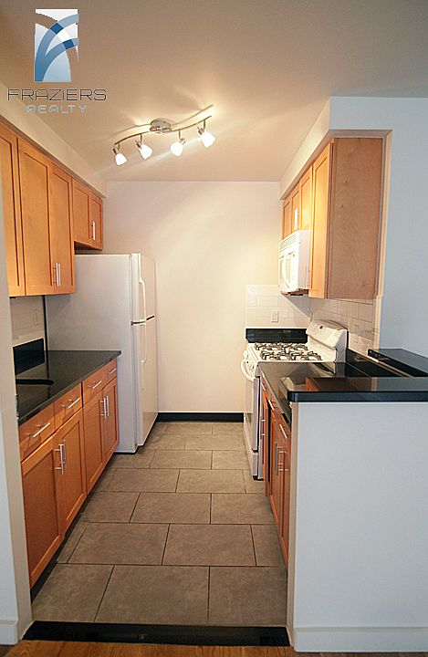 2nd image of 1405 5th Ave APT 5C