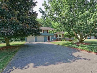 34 Guilder Place, Ballston Lake, NY, 12019