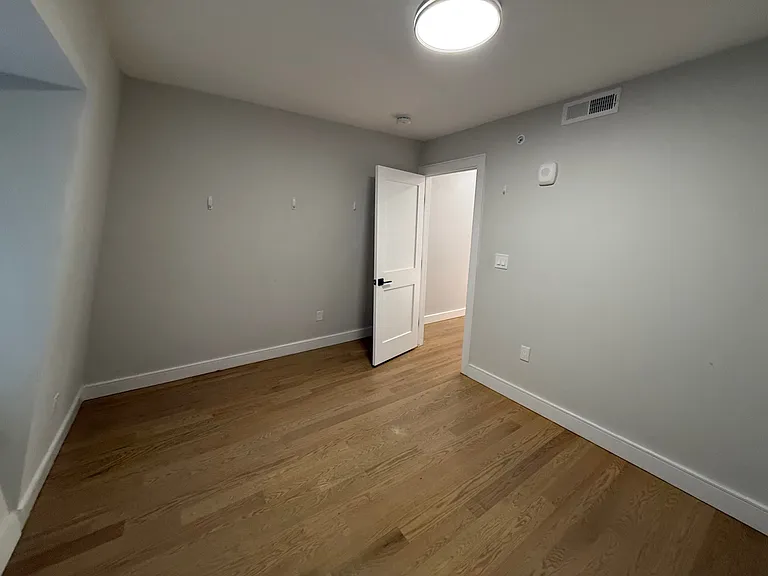 150 Trenton St #3 — Photo 7
