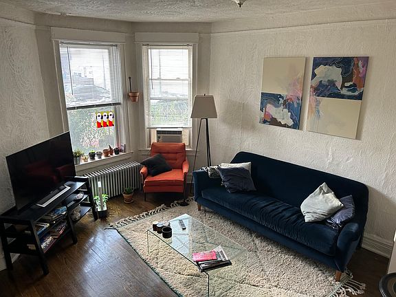 2nd image of 1948 N Humboldt Blvd APT 112