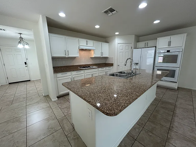 260 N Norman Way — Photo 5