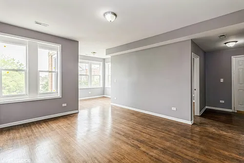 1854 S Central Park Ave #3 Photo 1