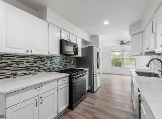 12 E Andover Cir, Princeton, NJ 08540