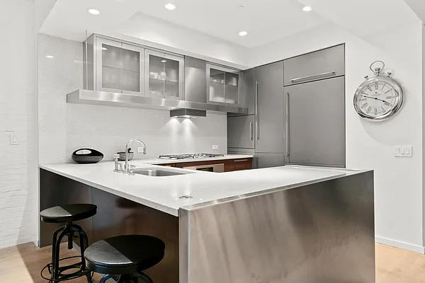 Rented by Compass | media 3