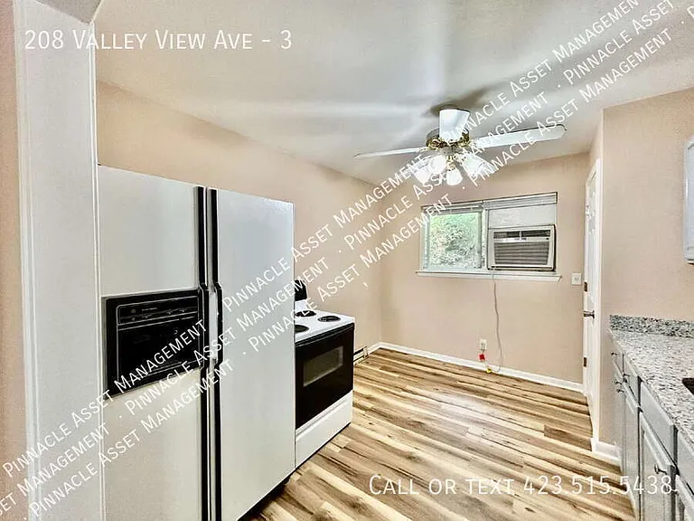 208 Valley View Ave #3 — Photo 11