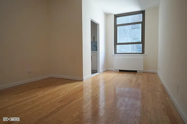 Rented by Citi Habitats | media 31