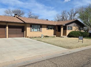 1704 N Roosevelt Ave, Liberal, KS 67901