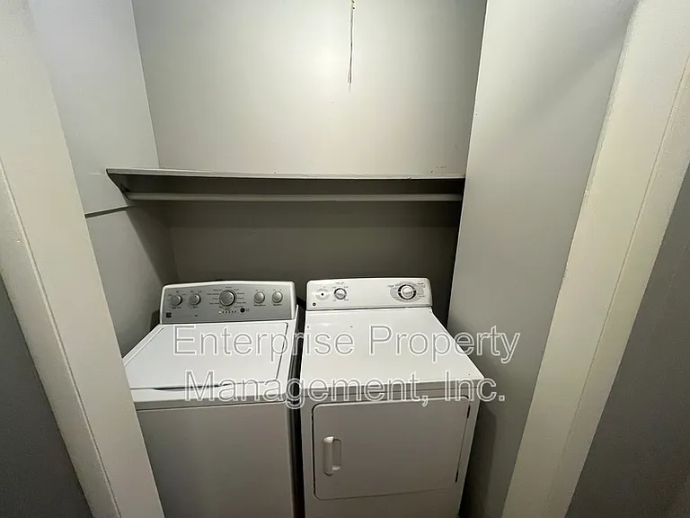 609 Houston St — Photo 15