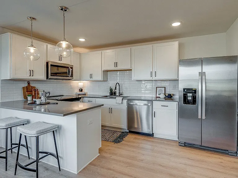 102 Duke St #10 — Photo 2