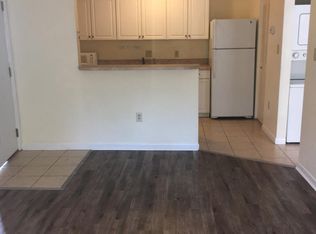 723 SW 9th St #6, Gainesville, FL 32601