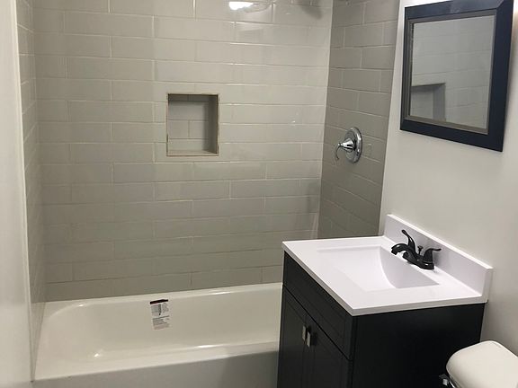 3rd image of 415 Frederick Ave