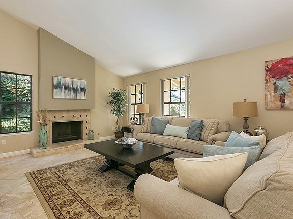 2nd image of 3422 Lomas Serenas Dr