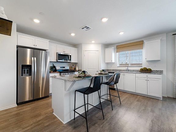 3rd image of 1210 Memorial Ave #52