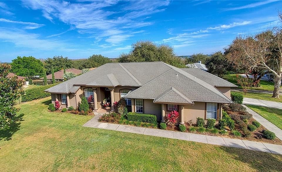 1st image of 9510 Meadowcrest Ln