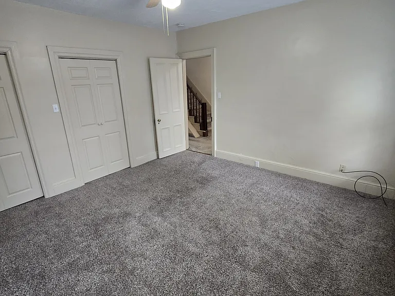 340 Main St #B — Photo 9