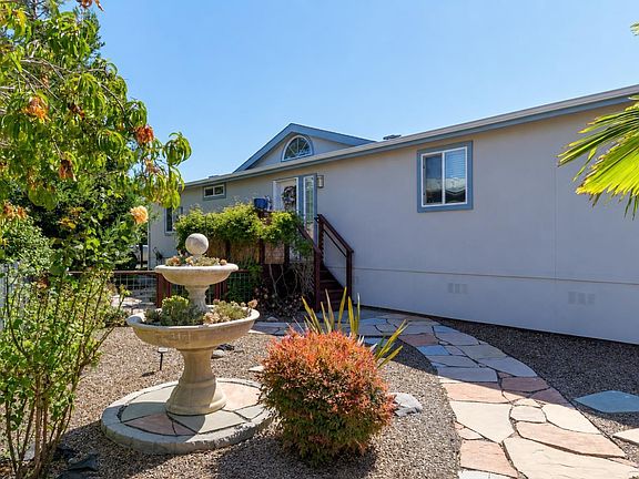 2nd image of 376 Glacier Way