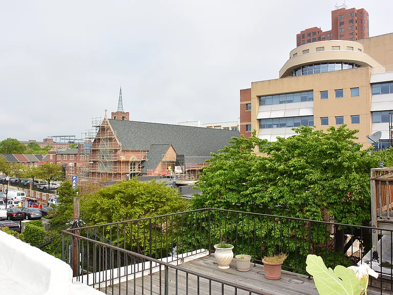 732 Light St #B — Photo 22