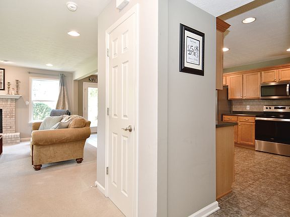 5th image of 5959 Courtyard Cres