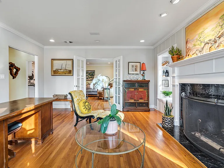 423 Pomona Ave — Photo 8