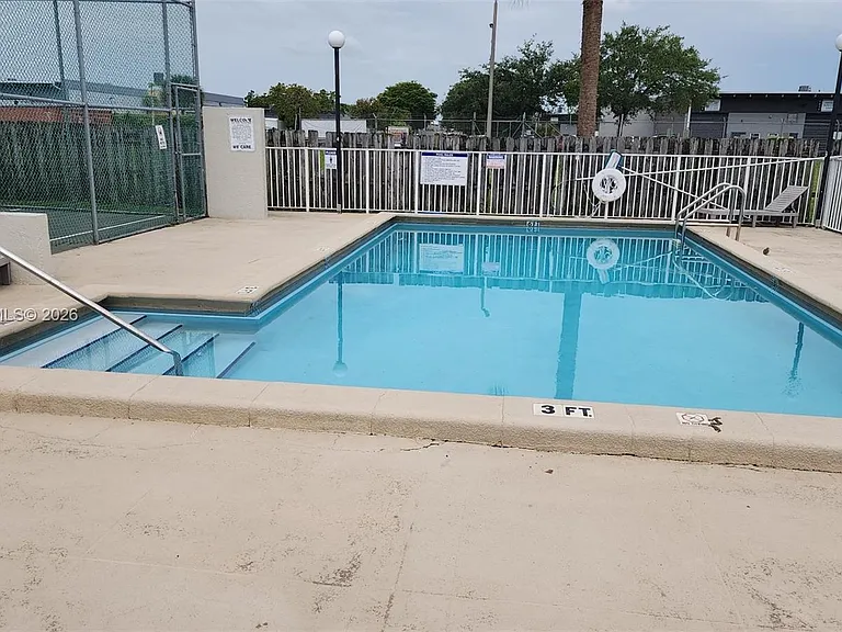 4540 SW 68th Court Cir #48-7 — Photo 28