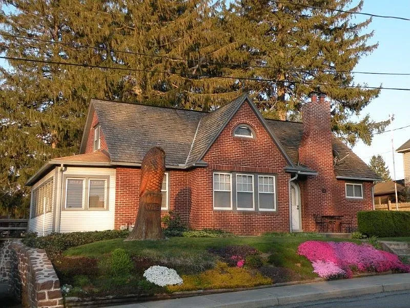 51 Union Ave photo 1